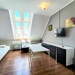 Fitness - Darmowy Parking Hostel *