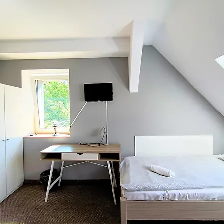 Hostel Fitness - Darmowy Parking Breslau