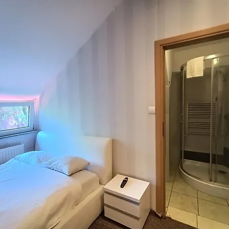 Hostal Fitness - Darmowy Parking